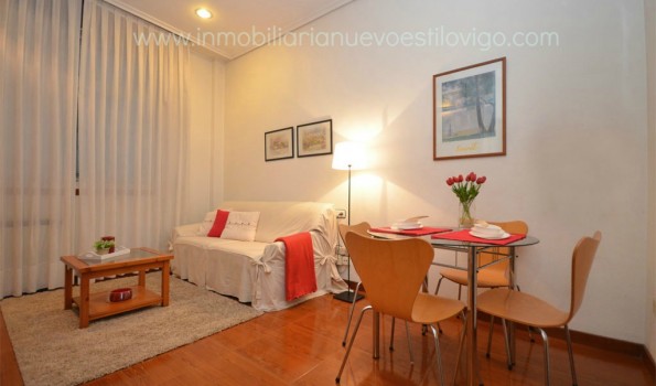 Céntrico apartamento de un dormitorio, C/ Carral _ Vigo-zona marítima centro