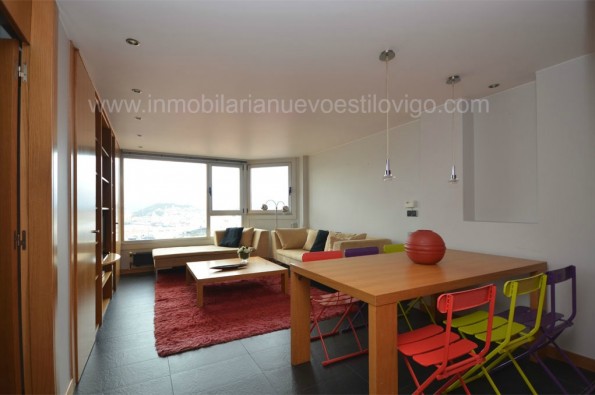 Exclusiva y moderna vivienda con espectaculares vistas en C/ Urzáiz-Vigo_centro