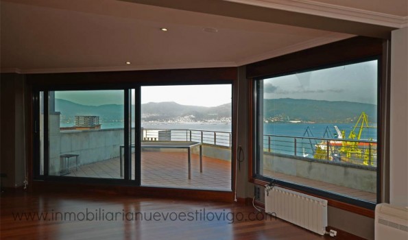 Espectacular ático con terraza y maravillosas vistas al mar en C/ Inés Perez de Ceta-Vigo_ Zona Marítima Centro