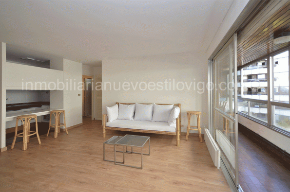 Amplísimo apartamento con plaza de garaje doble y trastero, C/ Gran Vía-Vigo_zona Traviesas